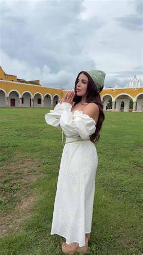 Lupita Dorca | Ton.to 🧚🏻💛