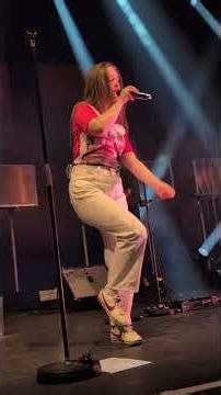 Sigrid: "Hush Baby, Hurry Slowly" (live) at O2 Academy Leeds, 18 March 2026 (4K)