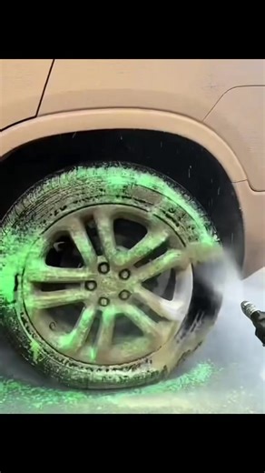 How to Clean a Mud-Covered Car Effectively