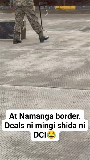 A box exporting a python was opened by border patrol soldiers and wildlife officers at the Kenya-Tanzania Namanga border.