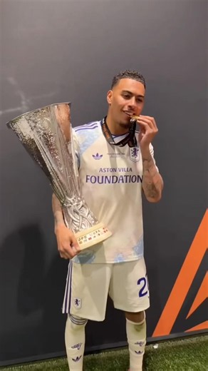 Fun with the trophy! 🏆