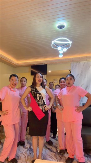 Meet Team Versatile Allure: Ready to Serve You! 🥰❤️