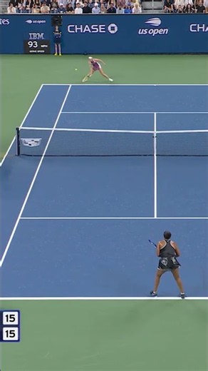 Osaka finds the ANGLE! 🙌