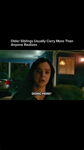 🎬 The Edge of Seventeen 2016 ‧ Comedy/Romance ‧ 1h 44m 📜 Storyline Nadine Franklin is already struggling through the awkwardness of being a high school junior when her world falls apart after her best friend Krista starts dating her older brother, Darian. Feeling completely alone, Nadine turns to her sarcastic history teacher, Mr. Bruner, and develops an unexpected friendship with classmate Erwin. As jealousy, insecurity, family tension, and first love collide, Nadine begins learning that grow