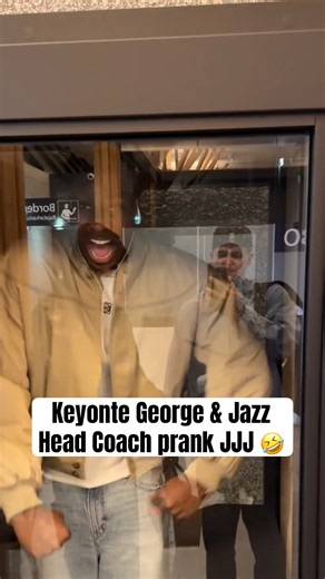 Jaren Jackson Jr. thought it was soundproof 😭