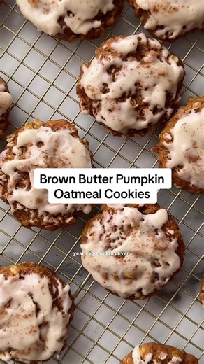 Brown Butter Pumpkin Oatmeal Cookies 🎃🍪 These soft and chewy cookies are the perfect choice if you’re looking for a fun, flavorful, and satisfying fall cookie recipe. They’ve been such a fan favorite over the years that I even included them in my New York Times best-selling cookbook, Sally’s Baking 101! Find the full recipe, plus all my tips and tricks, at sallysbakingaddiction.com Makes 24 Cookies Ingredients -1 and 1/4 cups (285g) canned pumpkin puree -1 cup (16 Tbsp; 226g) unsalted butter, 