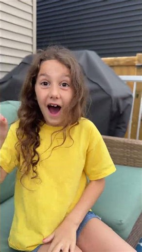 A Spider 🕷️😲 | Sierra Helps Rhia Stay Calm 💛