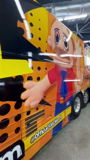 SML TOUR BUS JUST GOT A BRAND NEW LOOK! Check out the freshly wrapped SML Tour Bus #sml #smljeffy