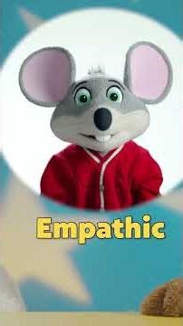 🤣Can Mr. Munch Figure Out Chuck E.'s Middle Name!❓🤨 #shorts #kidsongs