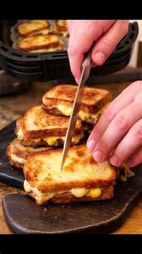 🥪🧀 AIR FRYER CHEESY BEEF MELT SANDWICHES! 🔥😍