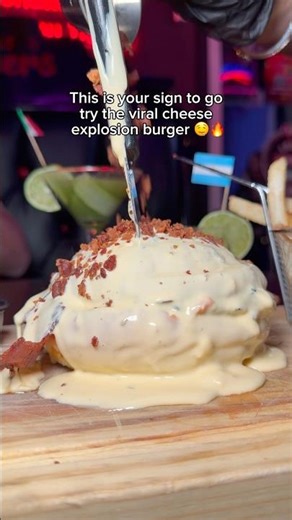 Trying the viral cheese Explosion Burger 🍔