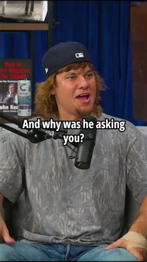 Riley Green: "I’ll Just Act Surprised!" 🤐🤣 #theovon #rileygreen #shortsfeed