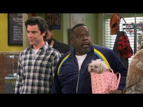 The Neighborhood - Welcome to the Purse Dog (Sneak Peek 4)