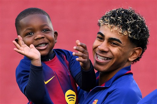 Lamine Yamal's baby brother has epic reaction as Spain advance at World Cup