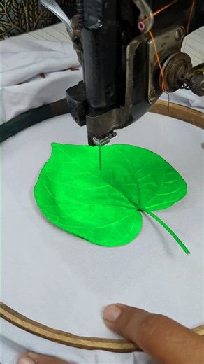 A Simple Leaf + Embroidery = Stunning Results! #embroideryart #embroidery #shorts