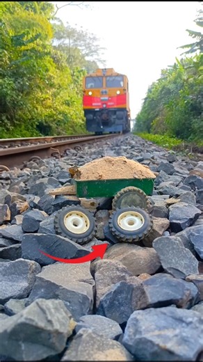 Trailer Wheel Falls Off on Railway Track 😱 Train Is Coming! | Mini Railway Diorama