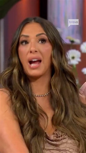 Kristen is pushing back on Schwartz's opinion. #TheValley #Shorts #TomSchwartz #KristenDoute