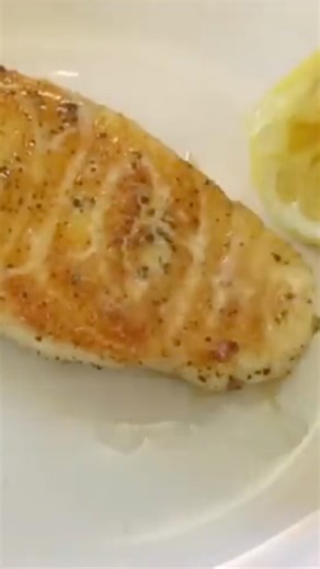 PAN SEARED SEA BASS 😋 So DELICIOUS 😍 #food #cooking #fish #recipe #tutorials