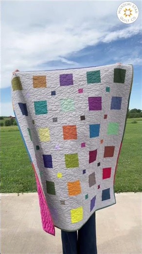 Floating Squares Quilt Tutorial | Missouri Star Quilt Tutorial