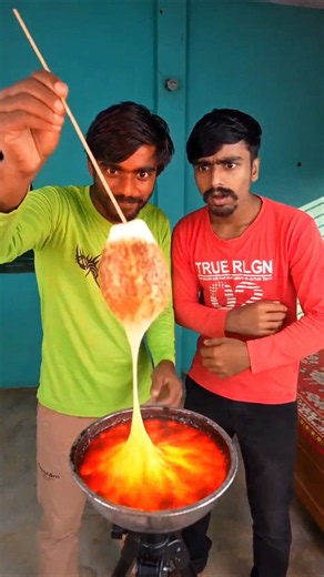 Big Bro vs Middle Bro: Giant Lava Snack Challenge! 🌋