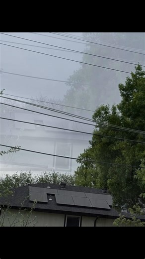 Quick video of a cold air funnel in Dallas this afternoon. These are tornado-like funnels that generate in spring or fall. They are not dangerous.