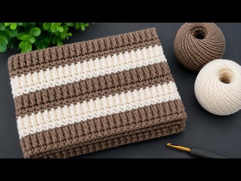 This Crochet Blanket Pattern Is So Cozy And Easy! 😍