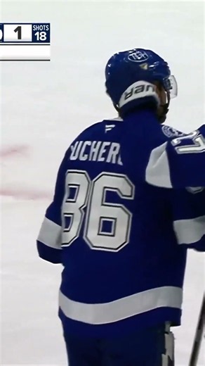 Lightning STRUCKS Canucks with 4 goals. Kucherov brings home the victory with 2 of them. #nhl 🥅🏒
