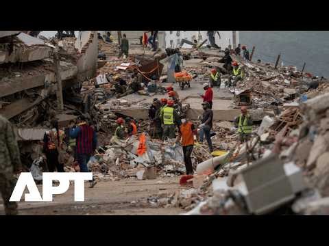 WATCH: Venezuela Rescuers Battle Flies and Stench as Search for Quake Victims Continues | APT