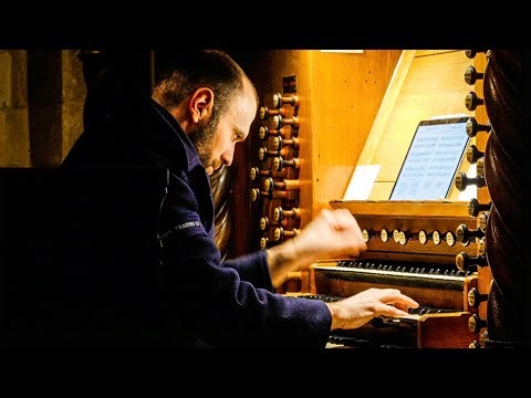 🎵 Elgar's NIMROD on a large 168-year old Organ!