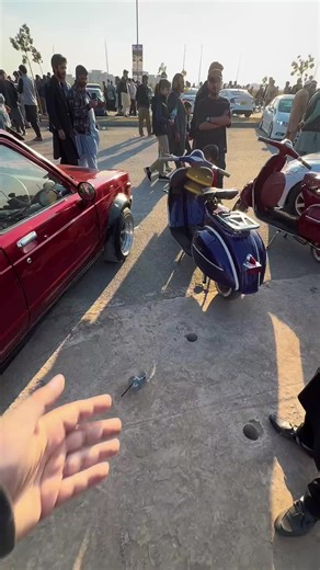 Explore Two Stunning 1961 Vespa Motorcycles