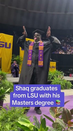 Shaq really did that 😂 (via thebrandlsu/IG)