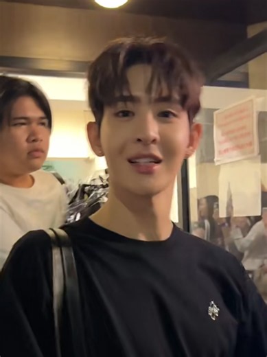 Today, Dexx had a recording session for the show #KatanyuTonightxDEXX. It went well. But the guys still have a joint training session ahead of them. They are so hardworking. I hope James is feeling much better. 🥺💙 cr.vid #Dexxth #JamesSu #auautnp #tutoryim #teeteepor