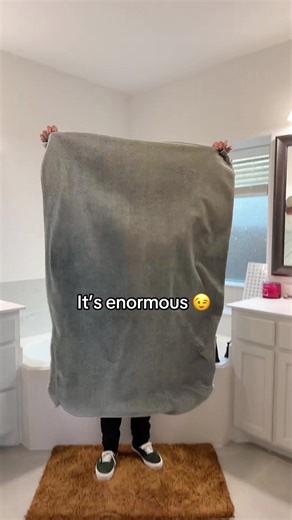 Discover the Benefits of Oversized Towels for Your Bathroom