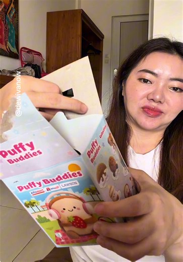 Unboxing Blind Box Mainan Alfamart Bersama Dewi Vanow