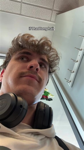 It will look ok on Feb 1 #haircut #vlog #dayitlife #newyearnewme #supercuts