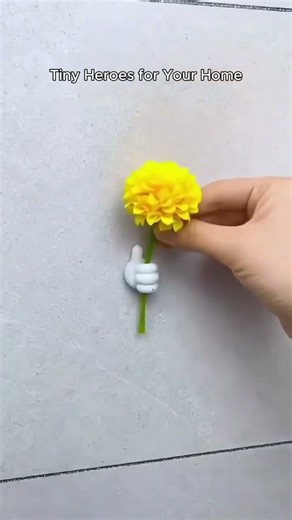 Thumbs-up Multifunctional Sticky Wall Hook 📌