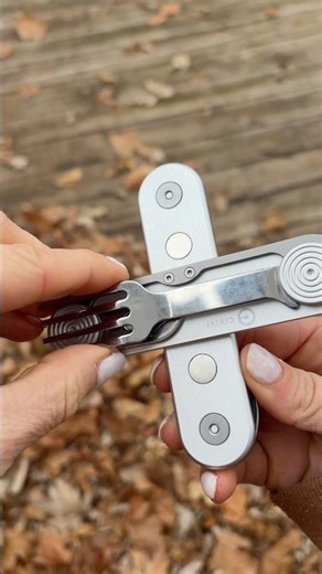 4-in-1 Dinner Multitool