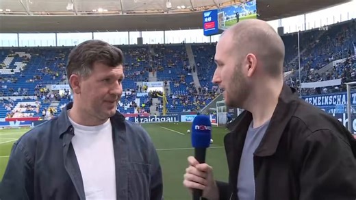 Adam Hložek na letošním mistrovství světa?Na toto téma dnes odpovídal Andres Schicker - sportovní ředitel Hoffenheimu. #NovaSport | #Bundesliga | @MKubicik