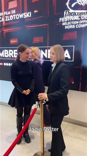 Jodie Foster and Natalie Portman share a legendary reunion on the carpet #JodieFoster