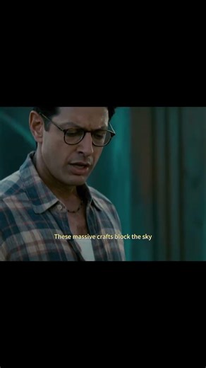 Independence Day (1996) — Brave heroes risk lives to save the whole human homeland 🦸‍♂️🛸