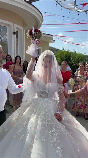 Dalja e nuses 🥰🔥#short #wedding #albania #dasma #event #bride #studiojeti #love