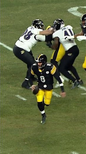 RODGERS GOT WHEELS 💨 #BALvsPIT on NBC