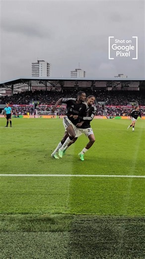 Touch 👌 Finish 🎯 Isak 😎