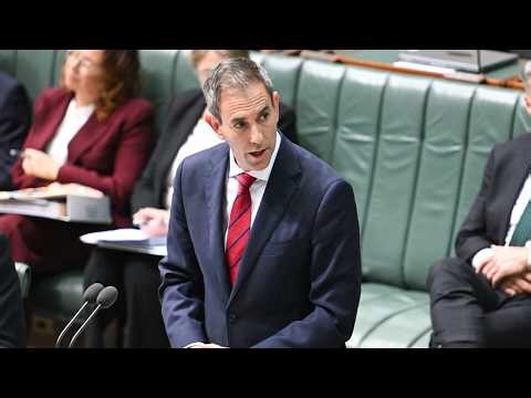 ‘Circling the drain’: Jim Chalmers criticises Angus Taylor for ‘destroying’ the Liberal Party