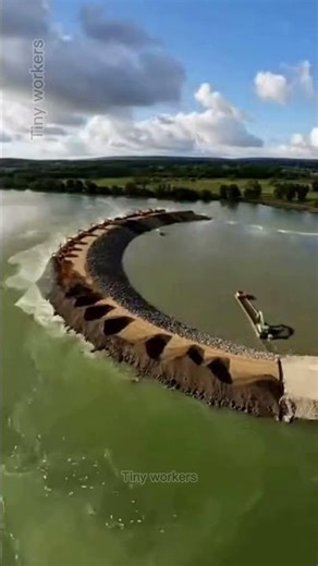 Massive Cofferdam Construction & Dewatering Process 🚜🏗️(Satisfying) #construction #engineering