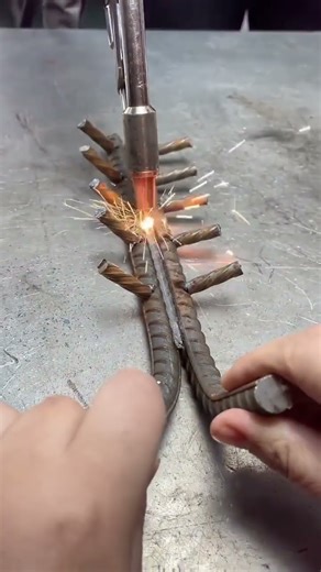 Sensor laserwelding machine, fiber laser welding #youtubeshorts #fiberlaser #laserwelding #welding