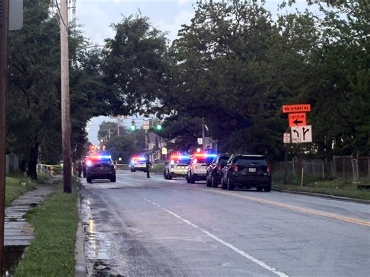 Police: Officer injured, suspect dead in South Linden shooting