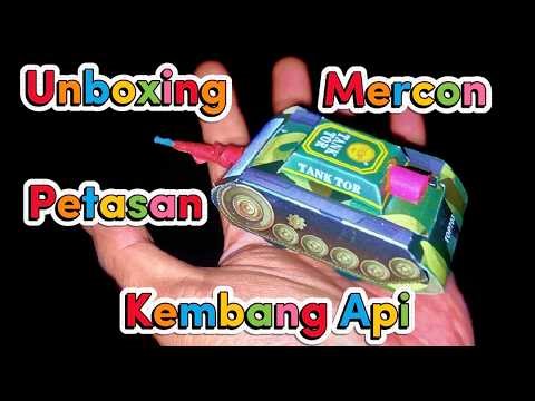 Unboxing strange firecrackers