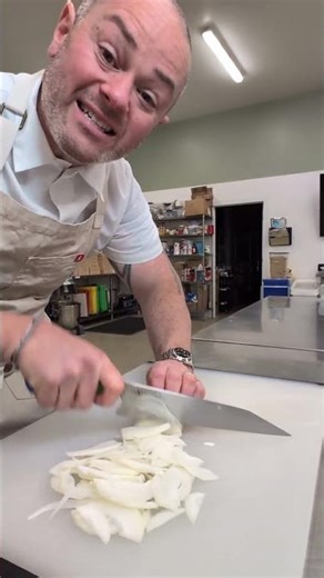 What is a Spanish onion #onion #onions #caramelizedonions #cooking #cookingvideo #everydayisfeastday