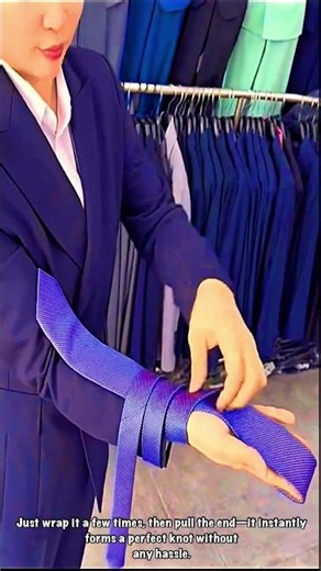 Office Style: A Quick Way to Tie a Tie